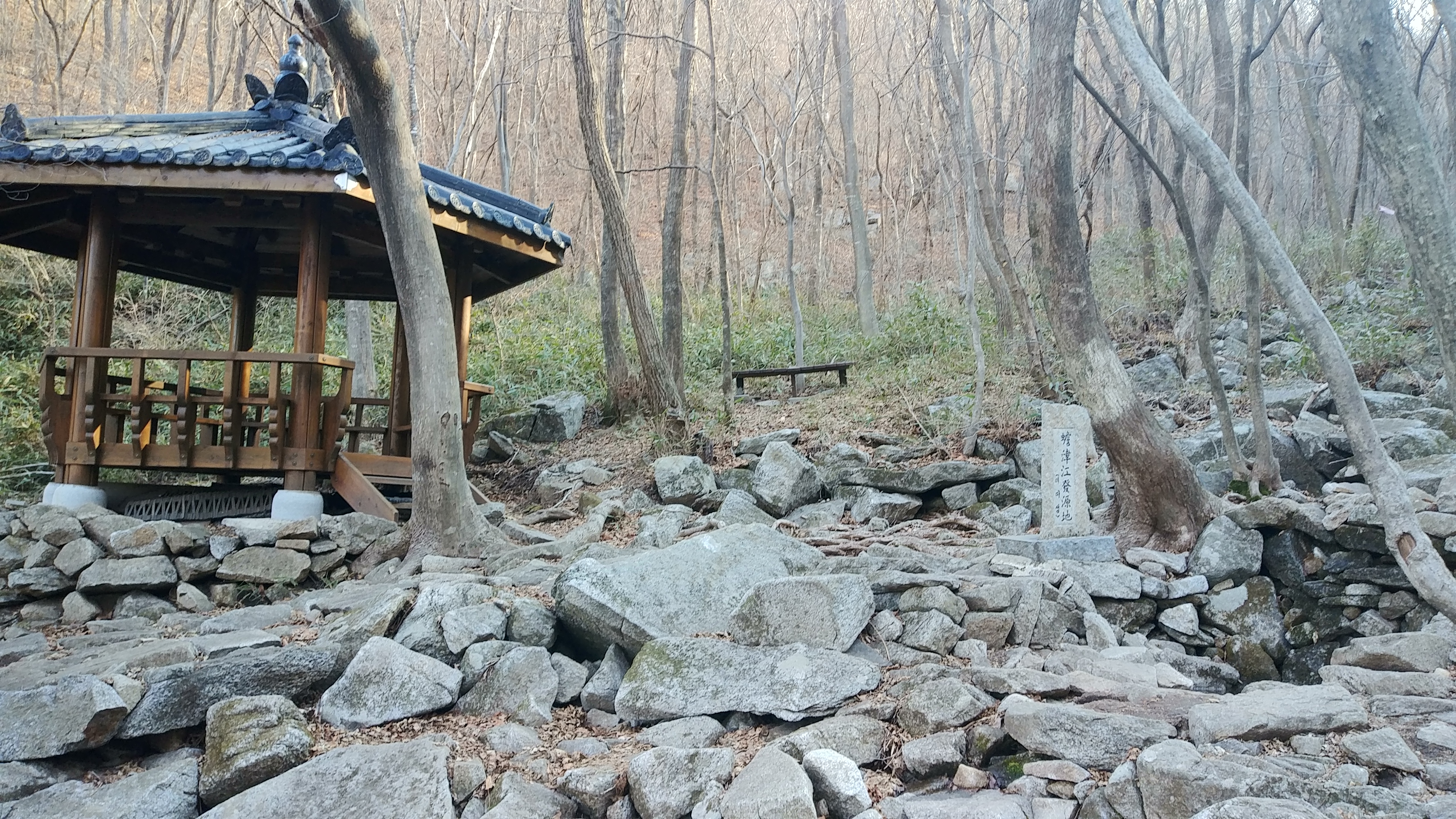 전북특별자치도 데미샘자연휴양림 - |